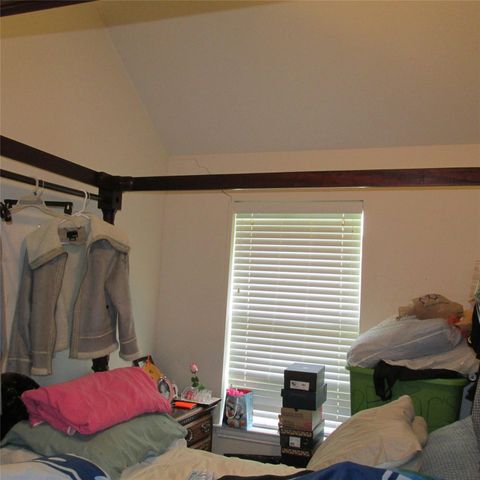 3255 Lakeway Lane, Pearland, TX 77584