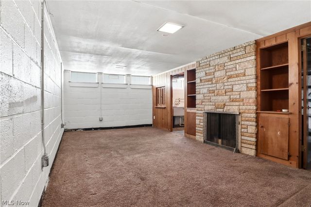 1980 Idlehurst Drive, Euclid, OH 44117