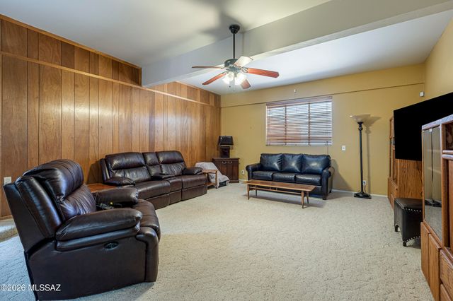 10663 E Fort Lowell Road, Tucson, AZ 85749