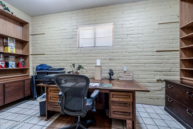 10663 E Fort Lowell Road, Tucson, AZ 85749