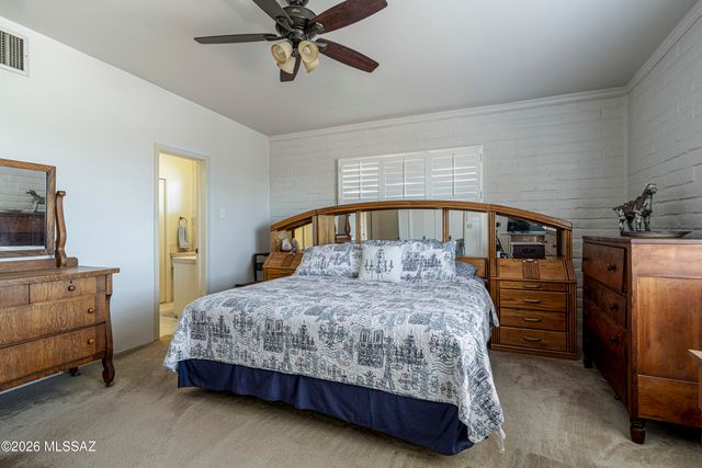 10663 E Fort Lowell Road, Tucson, AZ 85749