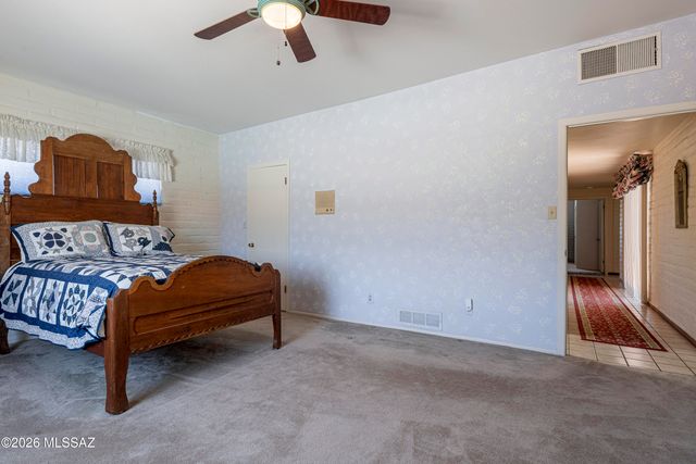 10663 E Fort Lowell Road, Tucson, AZ 85749
