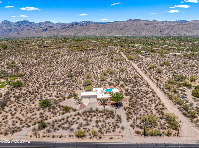 10663 E Fort Lowell Road, Tucson, AZ 85749
