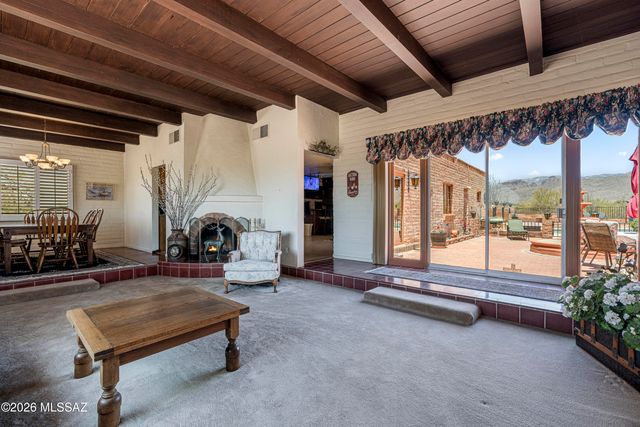 10663 E Fort Lowell Road, Tucson, AZ 85749