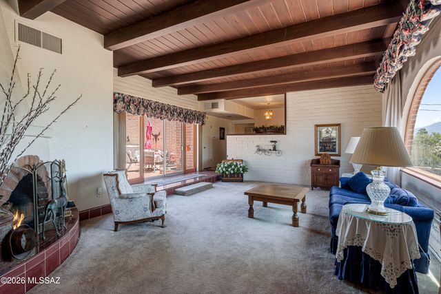 10663 E Fort Lowell Road, Tucson, AZ 85749