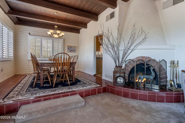 10663 E Fort Lowell Road, Tucson, AZ 85749