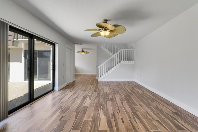 2324 23rd Court 55d, Jupiter, FL 33477