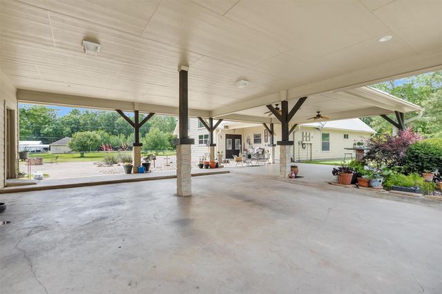 11426 Willis Waukegan Road, Conroe, TX 77303