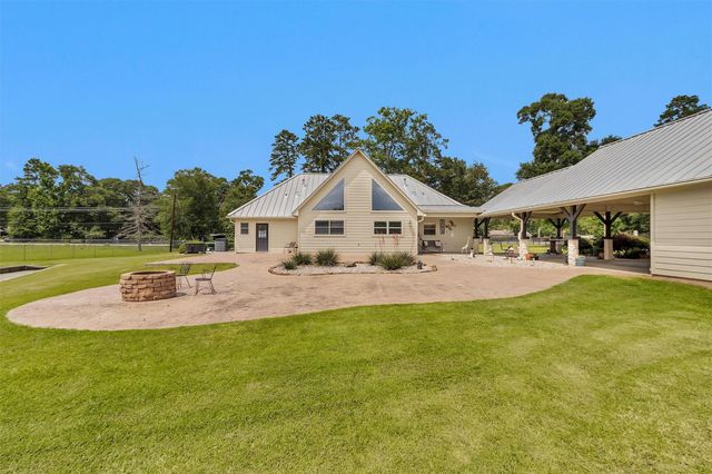 11426 Willis Waukegan Road, Conroe, TX 77303