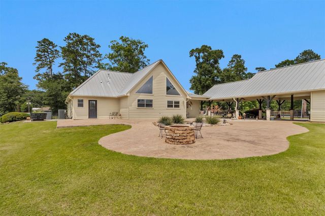 11426 Willis Waukegan Road, Conroe, TX 77303