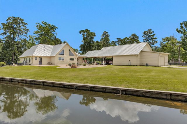 11426 Willis Waukegan Road, Conroe, TX 77303