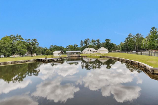 11426 Willis Waukegan Road, Conroe, TX 77303