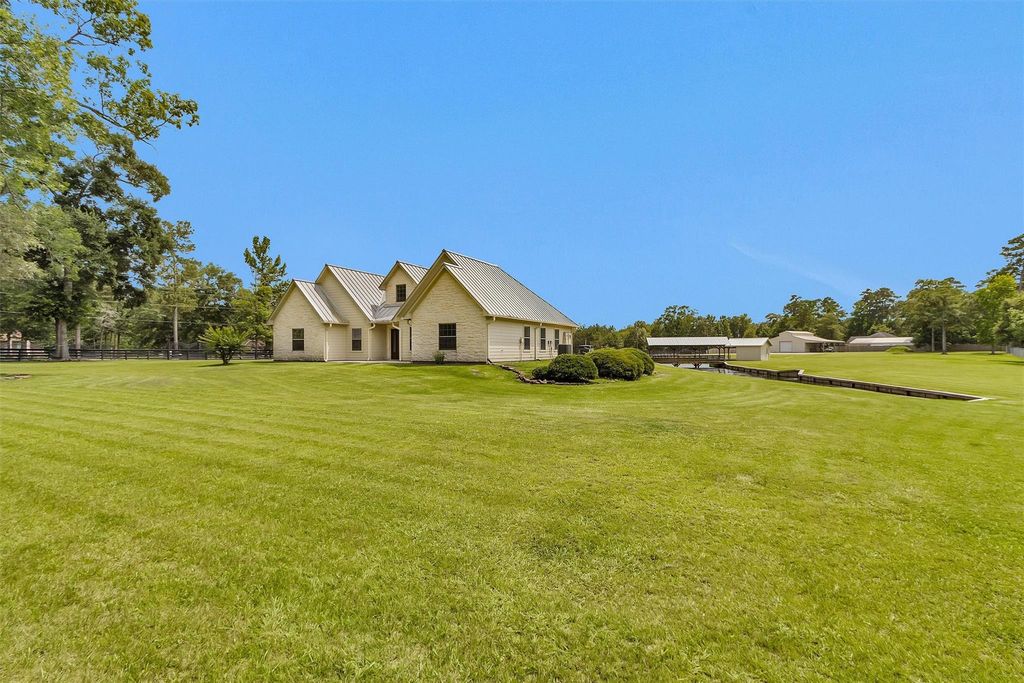 11426 Willis Waukegan Road, Conroe, TX 77303