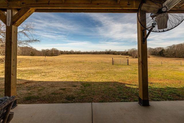 150 KAY LN, Somerville, TN 38068