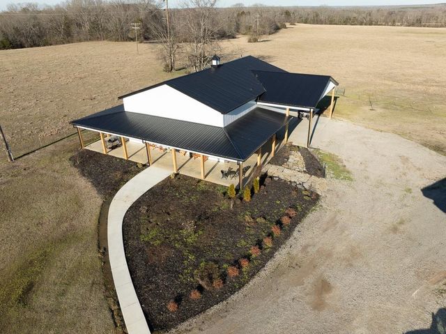 150 KAY LN, Somerville, TN 38068