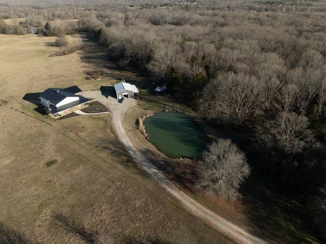 150 KAY LN, Somerville, TN 38068