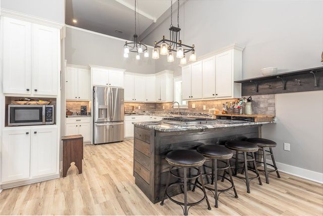 150 KAY LN, Somerville, TN 38068