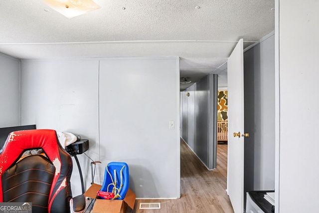 112 Skyland Drive E, Locust Grove, GA 30248