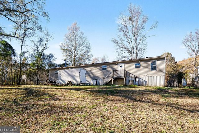 112 Skyland Drive E, Locust Grove, GA 30248