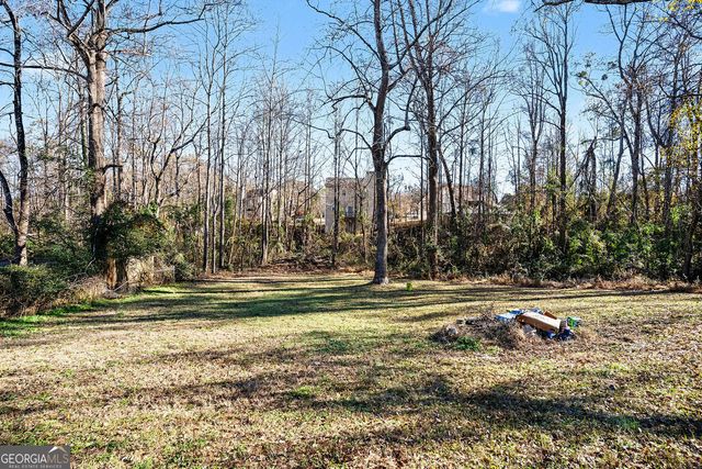 112 Skyland Drive E, Locust Grove, GA 30248