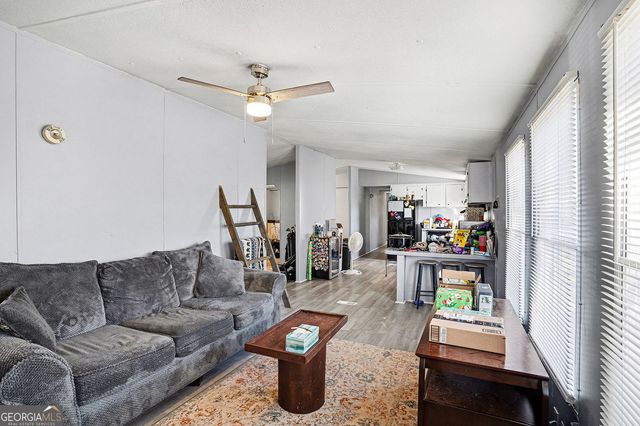 112 Skyland Drive E, Locust Grove, GA 30248