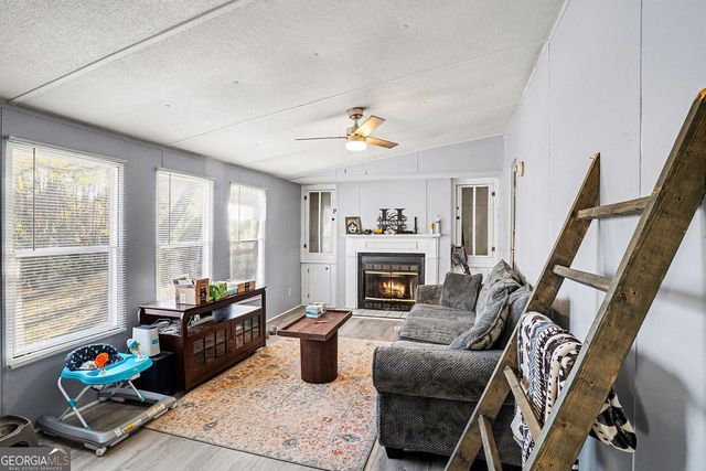 112 Skyland Drive E, Locust Grove, GA 30248