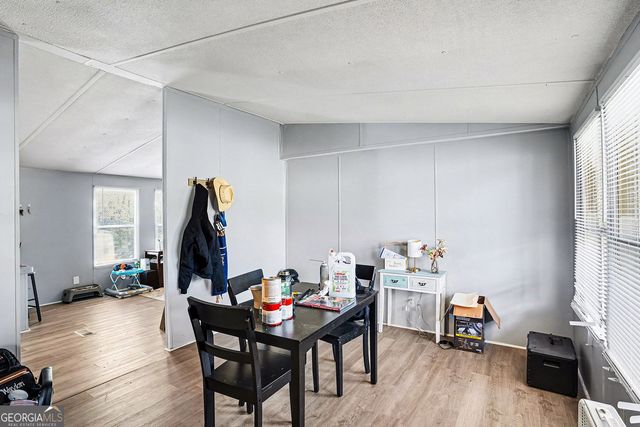 112 Skyland Drive E, Locust Grove, GA 30248