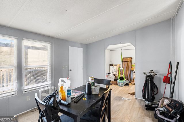 112 Skyland Drive E, Locust Grove, GA 30248