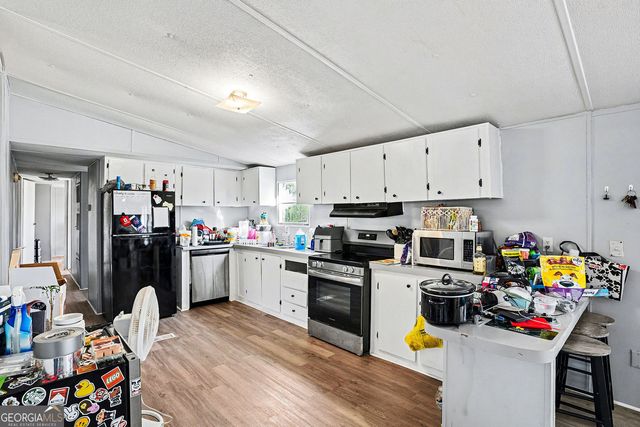 112 Skyland Drive E, Locust Grove, GA 30248