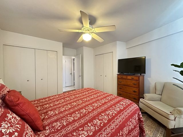3410 N LAKE SHORE Drive 12F, Chicago, IL 60657