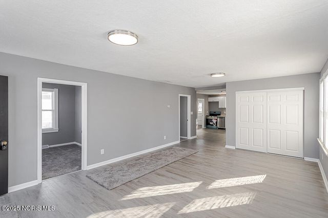 102 Silver Maple Drive, Perrysburg, OH 43551