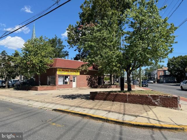 17 S BROADWAY, Gloucester City, NJ 08030