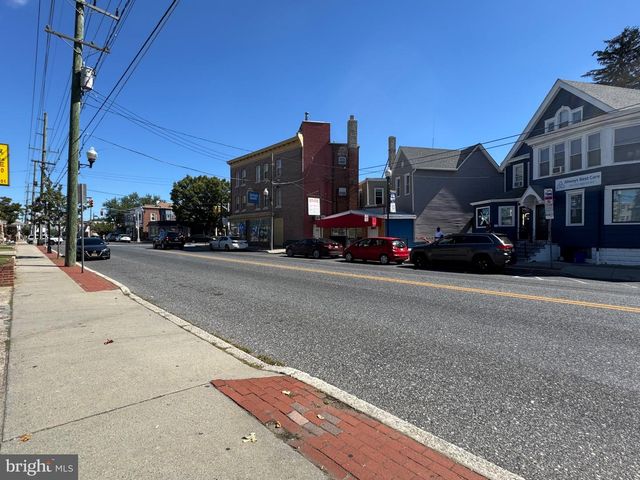 17 S BROADWAY, Gloucester City, NJ 08030