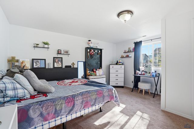 4905 CHARMWOOD DR, Rapid City, SD 57701