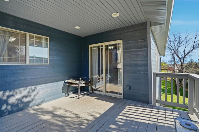 4905 CHARMWOOD DR, Rapid City, SD 57701