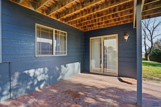 4905 CHARMWOOD DR, Rapid City, SD 57701