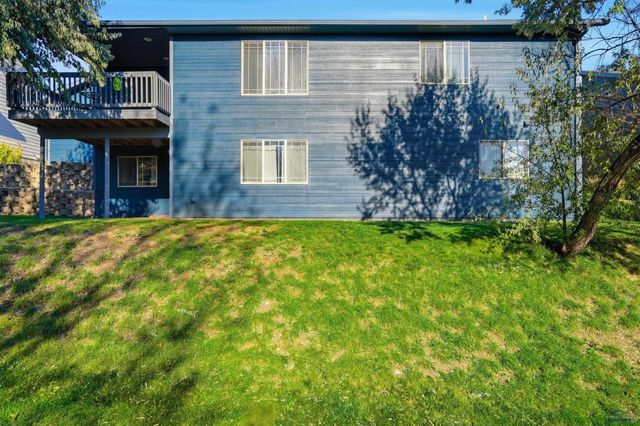 4905 CHARMWOOD DR, Rapid City, SD 57701