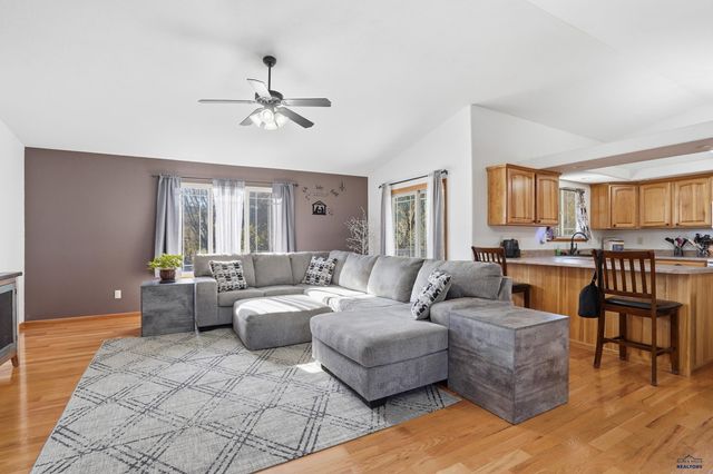 4905 CHARMWOOD DR, Rapid City, SD 57701