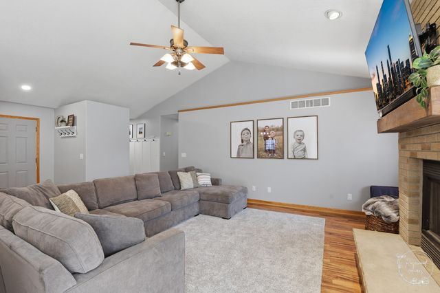 612 Madison Avenue, Bradley, IL 60915
