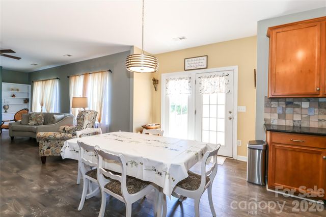 106 Planters Drive, Statesville, NC 28677