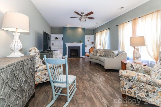 106 Planters Drive, Statesville, NC 28677