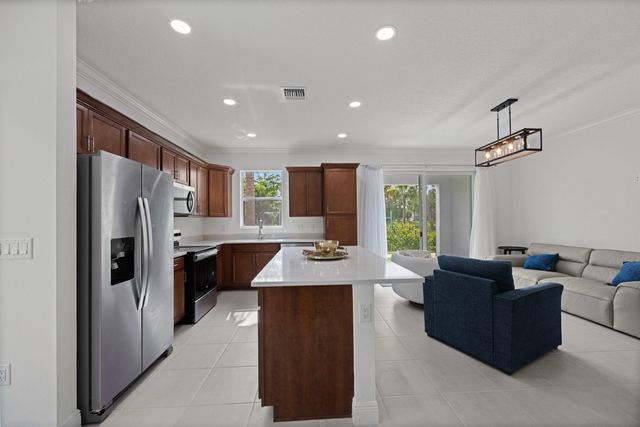 4574 Longwood Lake Square, Westlake, FL 33470