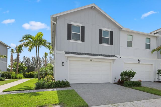 4574 Longwood Lake Square, Westlake, FL 33470