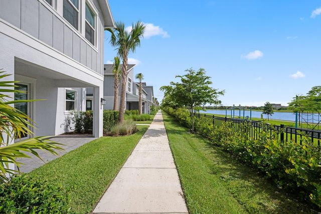 4574 Longwood Lake Square, Westlake, FL 33470