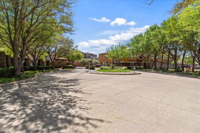 2605 Piazza Court 2, Grand Prairie, TX 75054