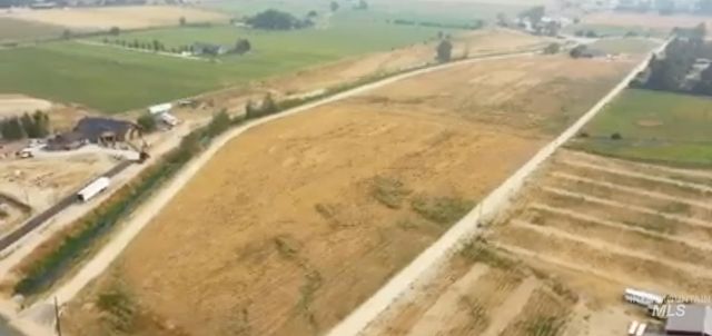 7950 Winter Horses Dr, Middleton, ID 83644