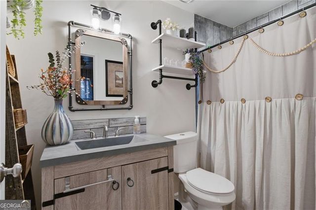 6655 Granite Gate Pass, Cumming, GA 30028