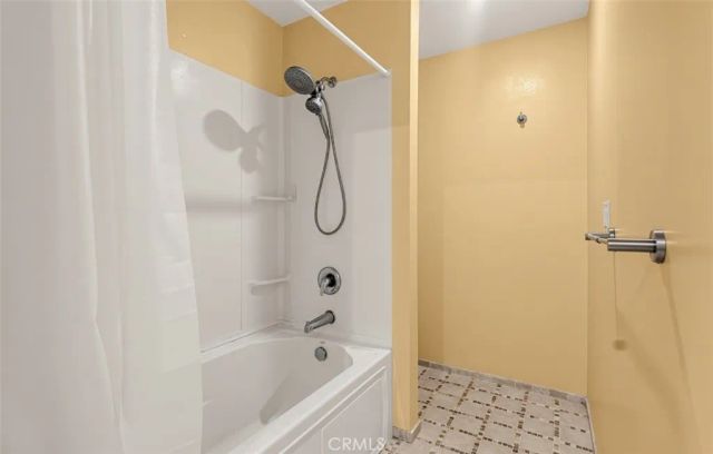 2486 Pleasant Way B, Thousand Oaks, CA 91362
