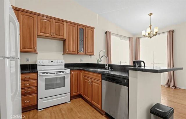 2486 Pleasant Way B, Thousand Oaks, CA 91362