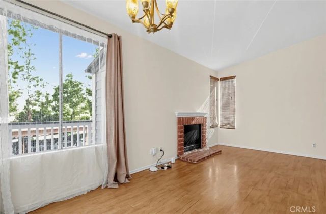 2486 Pleasant Way B, Thousand Oaks, CA 91362